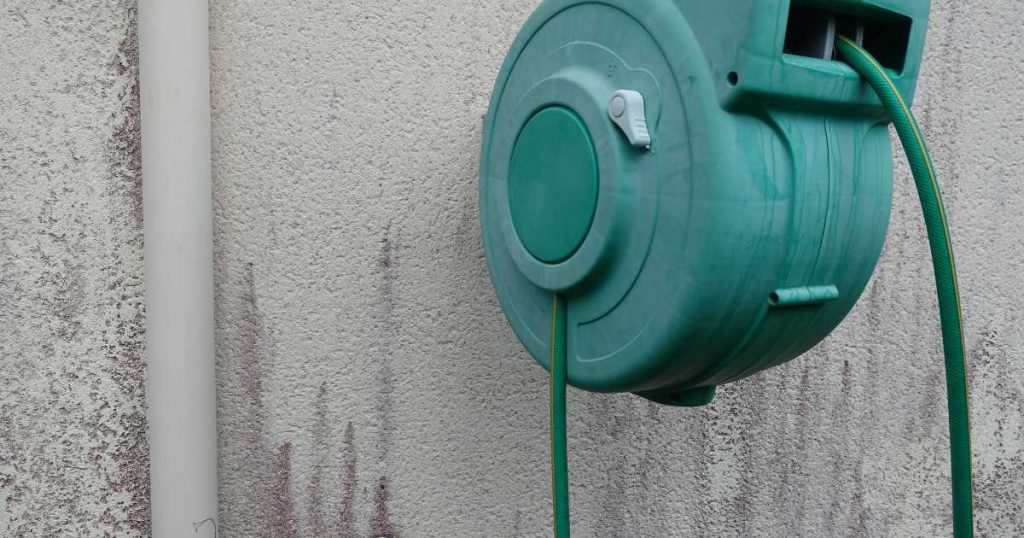 How to Use a Hose Reel